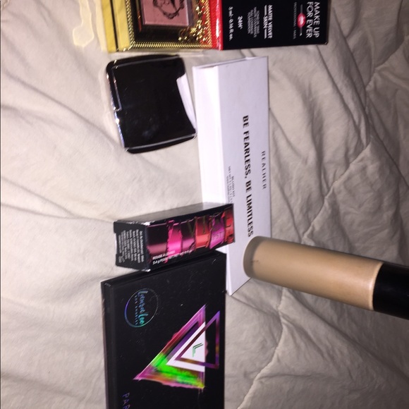 MakeUp bundle - Picture 2 of 8